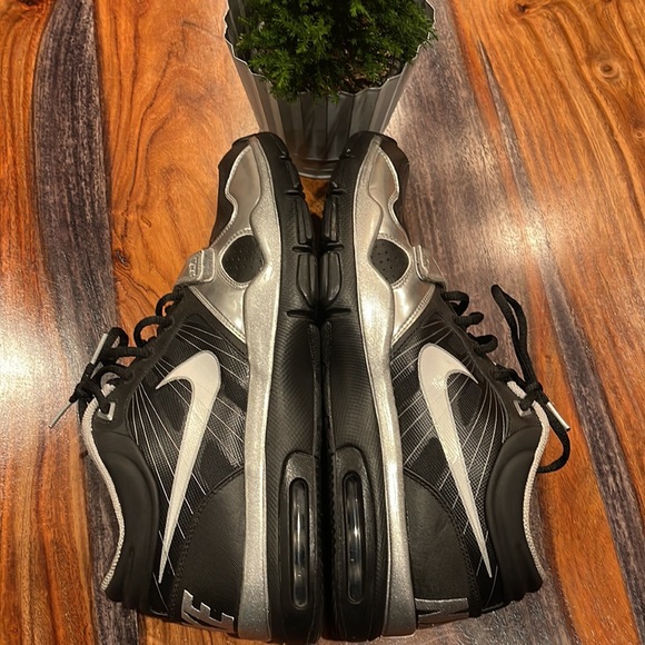 Nike Trainer 1 2010 Rare ( Brand New) mens Silver & Black Sneakers.NWOT - Picture 14 of 16